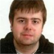 Profesor de alemán imparte clases tanto presenciales como online